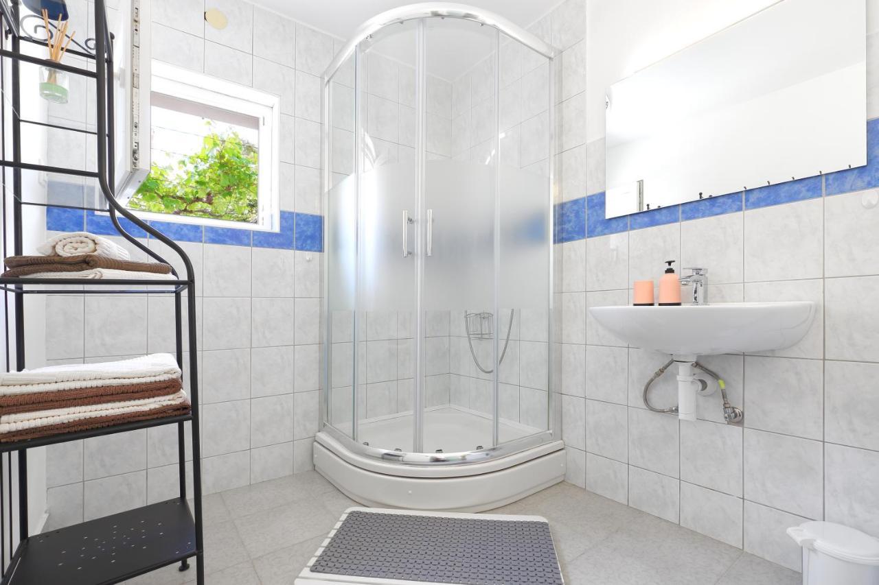 Apartman Don Pag Town Extérieur photo